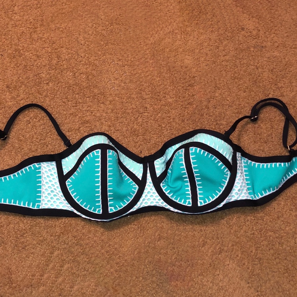 Bathing suit top